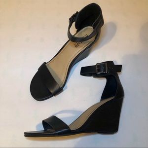 Kenneth Cole Reaction Wedges